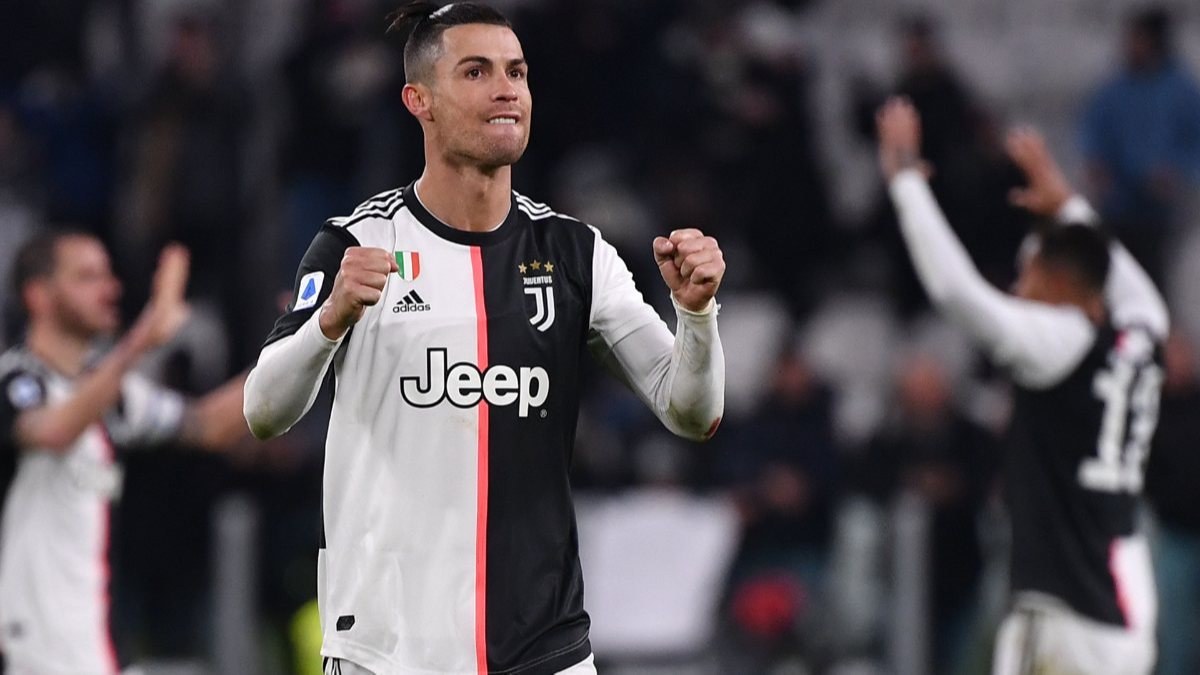 Cristiano Ronaldo, Instagram'da en çok kazanan isim konumunda