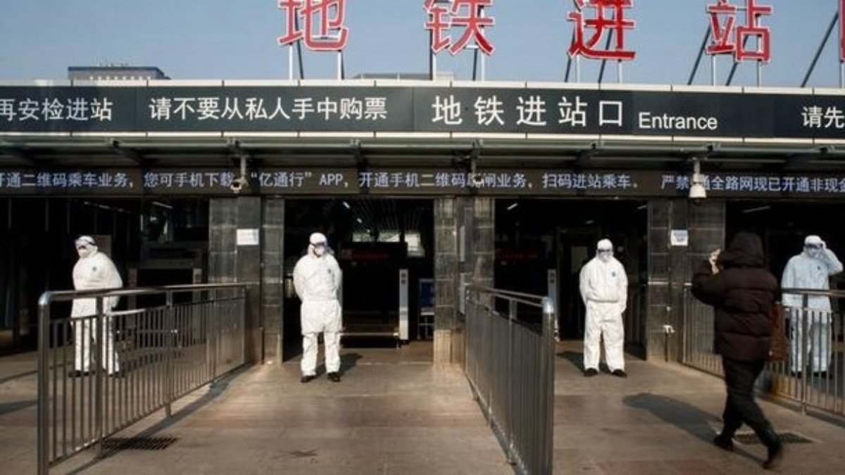 Hong Kong’da varyant taşıdıklarını bildirmeyen hastalara hapis