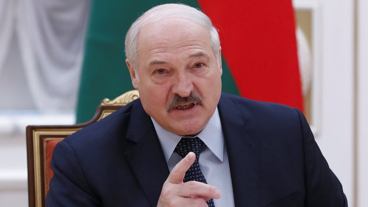 Aleksandr Lukaşenko: Avrupa’ya gidecek mültecileri tutmayacağız