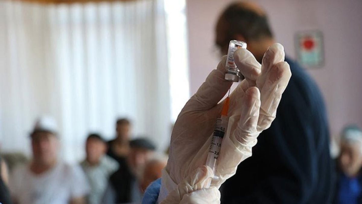 Türkiye'de son 24 saatte 863 bin 433 korona aşısı yapıldı