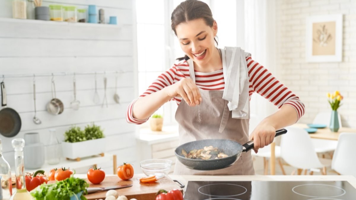 Evde yemeyi alışkanlık haline getirmenin 5 yolu