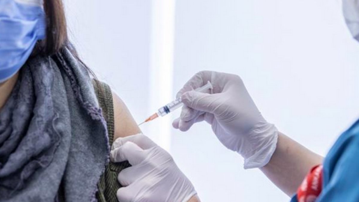 ABD'deki koronavirüs aşı uygulaması, 280 bine yakın olası ölümü engelledi