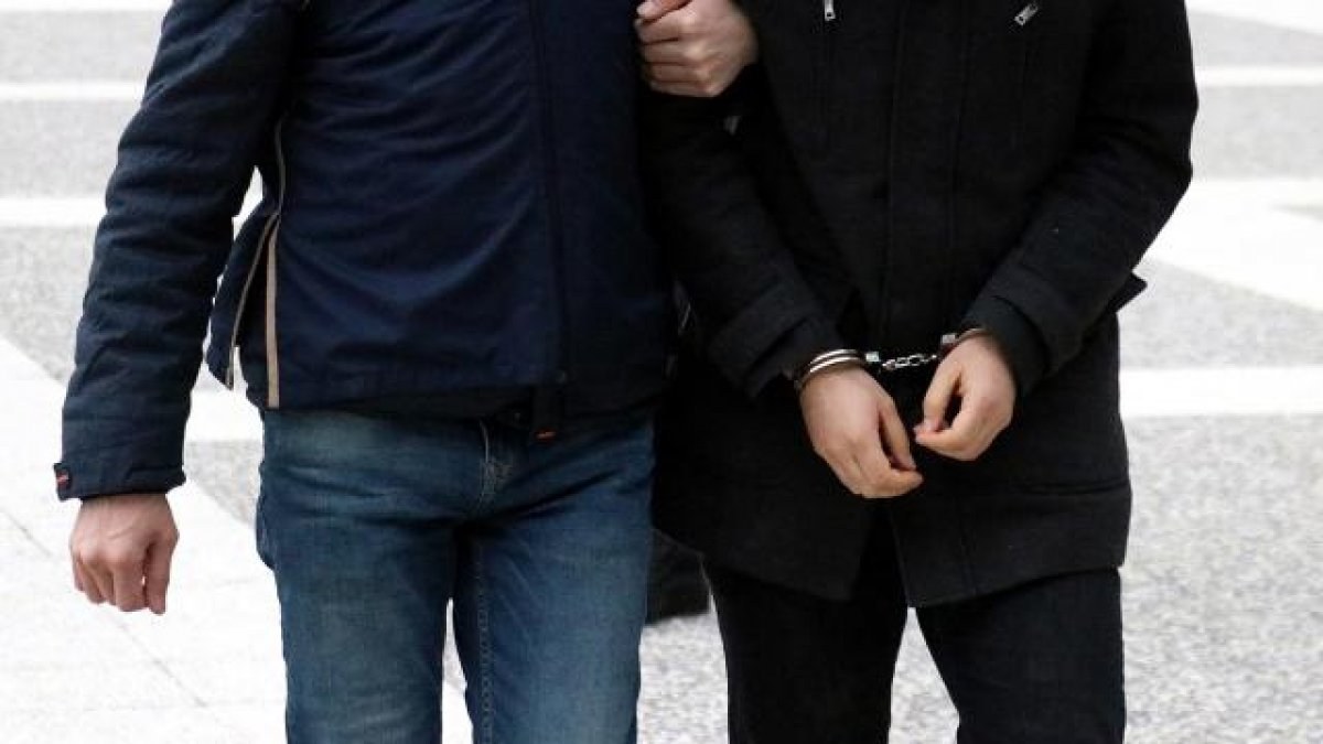 Ankara merkezli FETÖ operasyonu: 13 gözaltı kararı