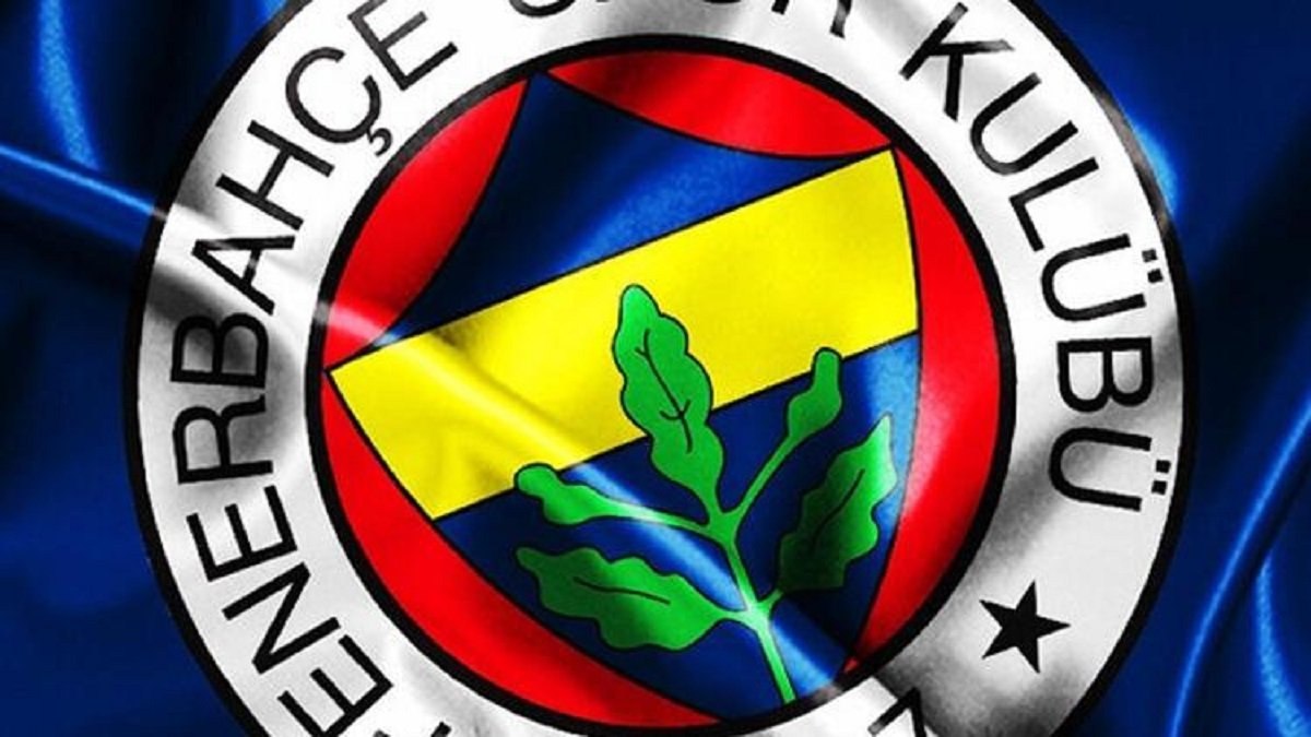 Fenerbahçe yeni sezon formalarını tanıttı! Fenerbahçe yeni sezon forma fiyatı ne kadar?