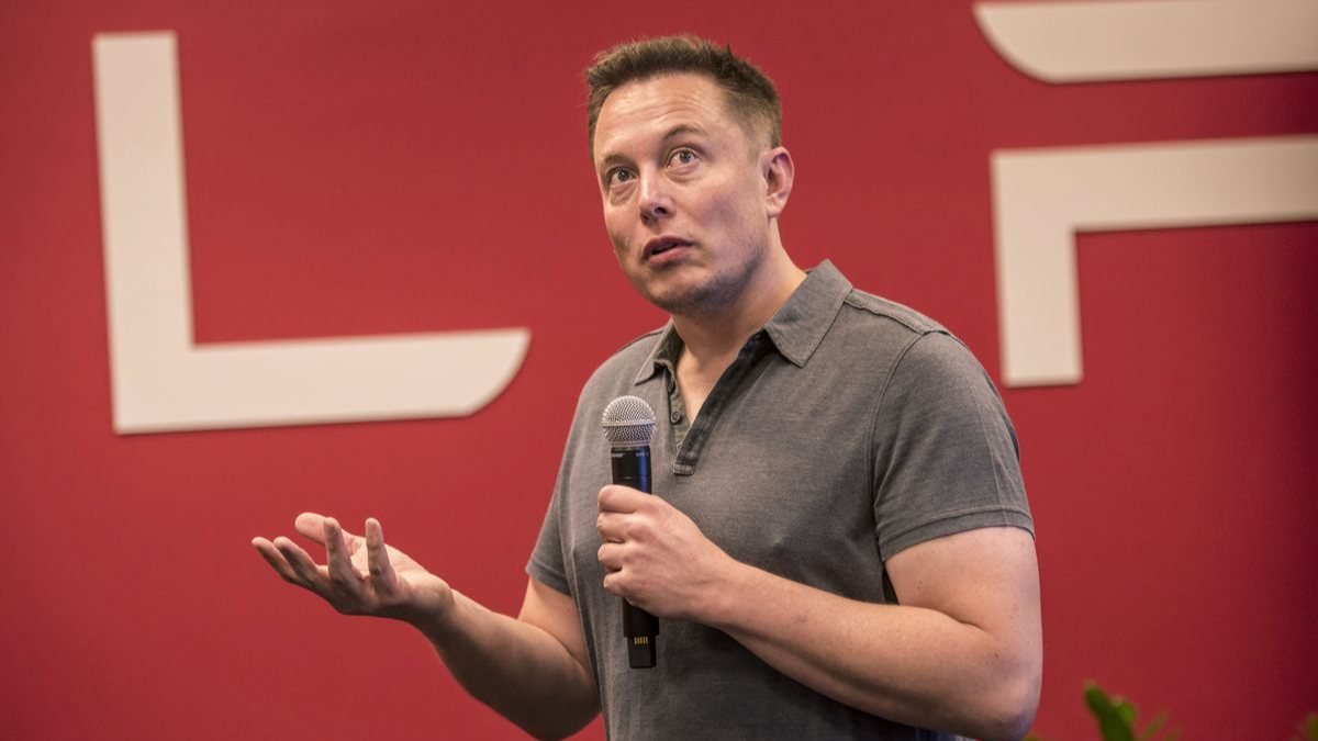 Elon Musk: Tesla'nın patronu olmaktan hoşlanmıyorum