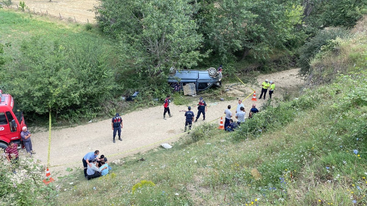 Kastamonu'da işçi minibüsü devrildi: 1 ölü, 8 yaralı