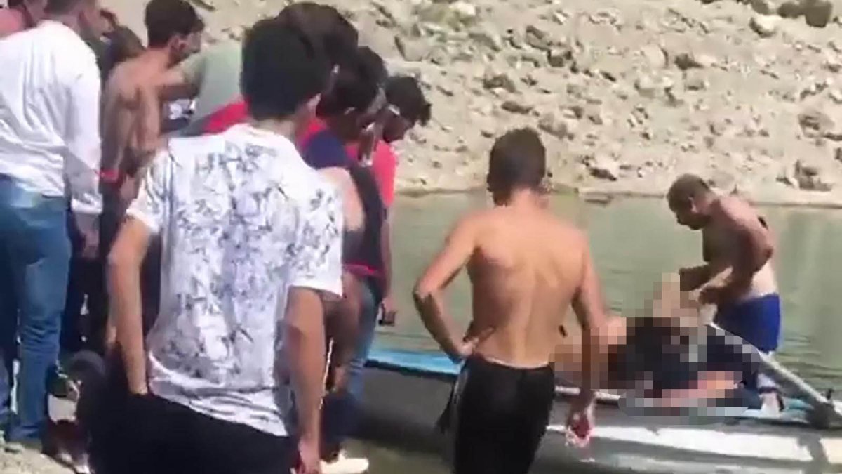 Erzurum'da göle giren Muhammet boğuldu