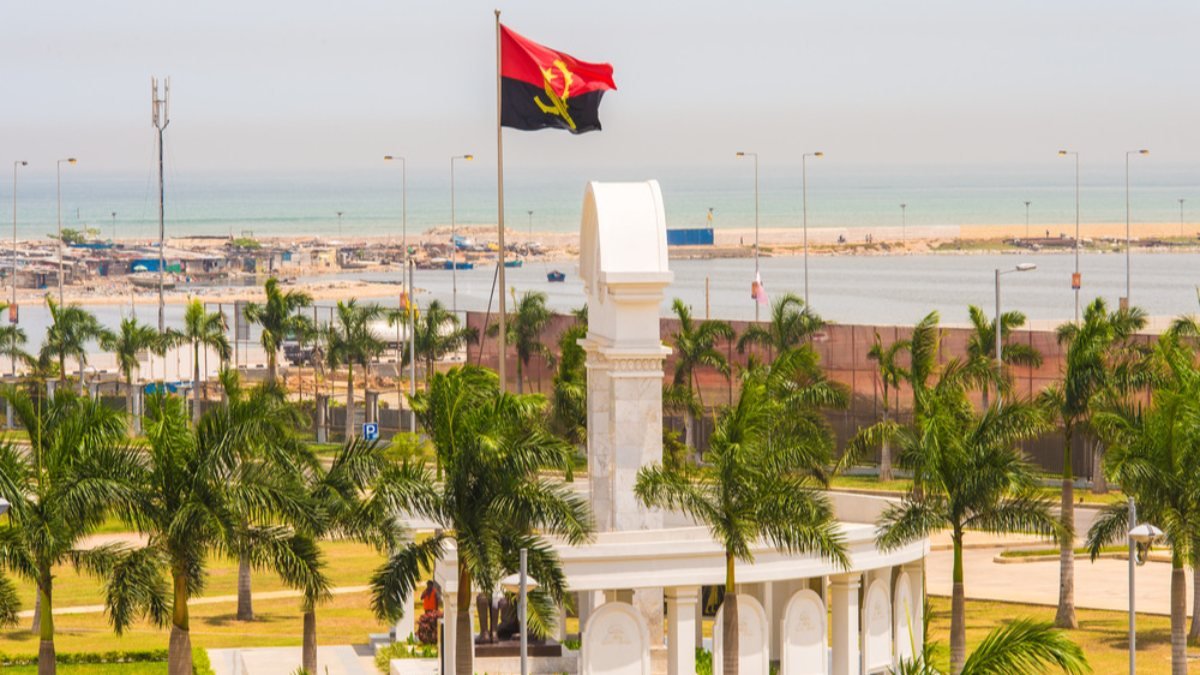 Angola nerede, hangi bölgede? Angola harita konumu