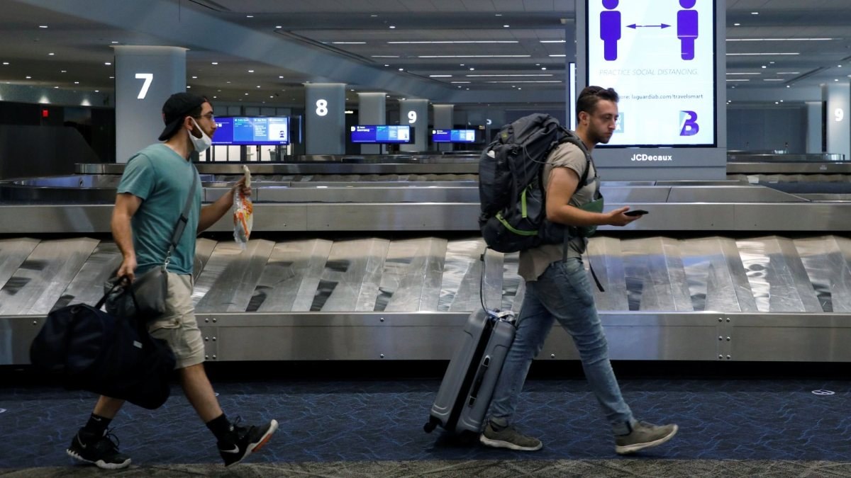 ABD, Delta varyantı nedeniyle seyahat yasağını kaldırmayacak