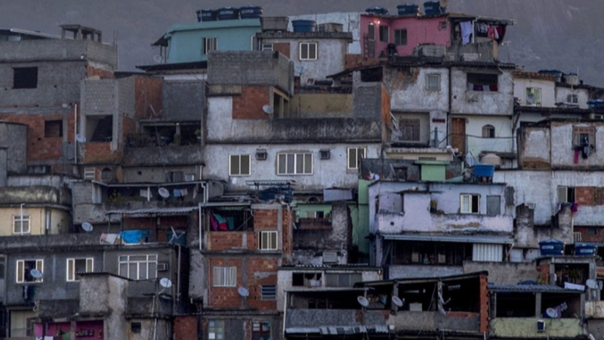 Favela nedir