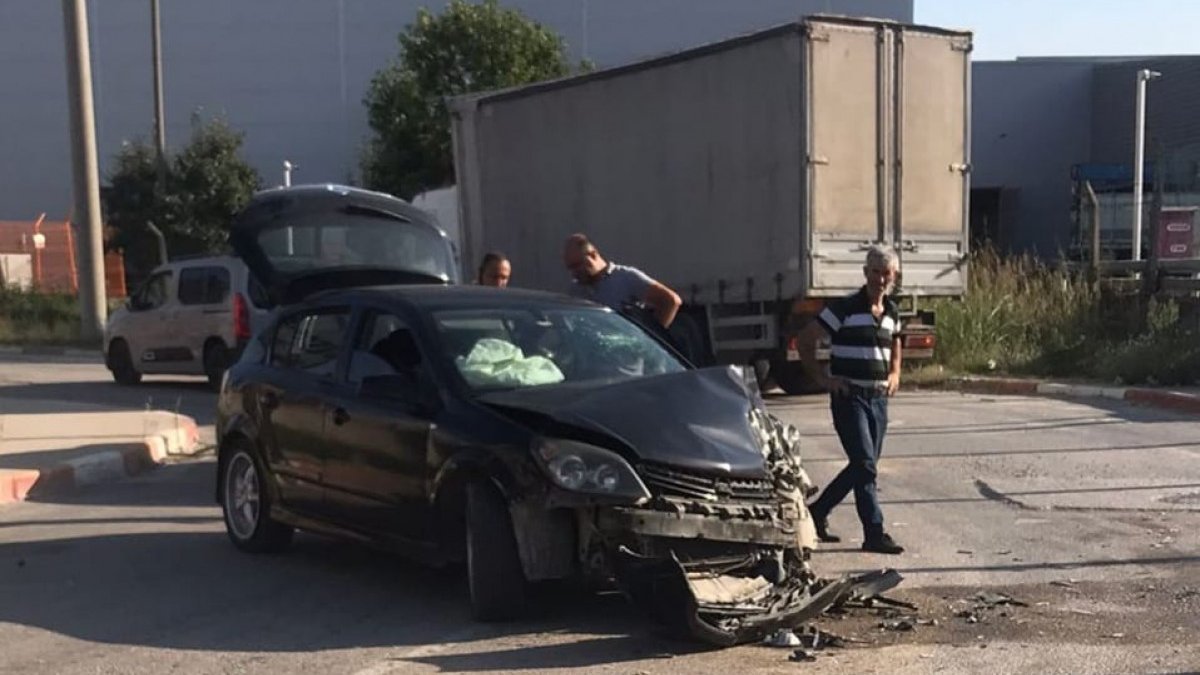 Bursa'da kaza: 2'si çocuk 5 yaralı
