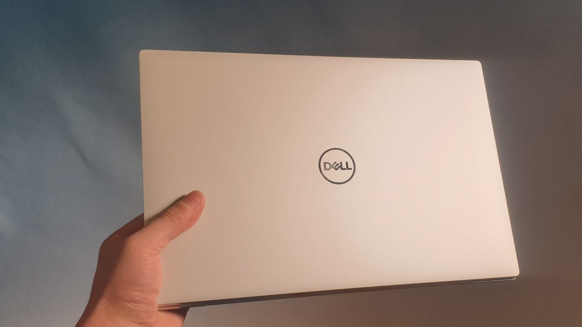 Dell, ABD'nin yeni kuralları nedeniyle bazı bilgisayarların satışını durdurdu