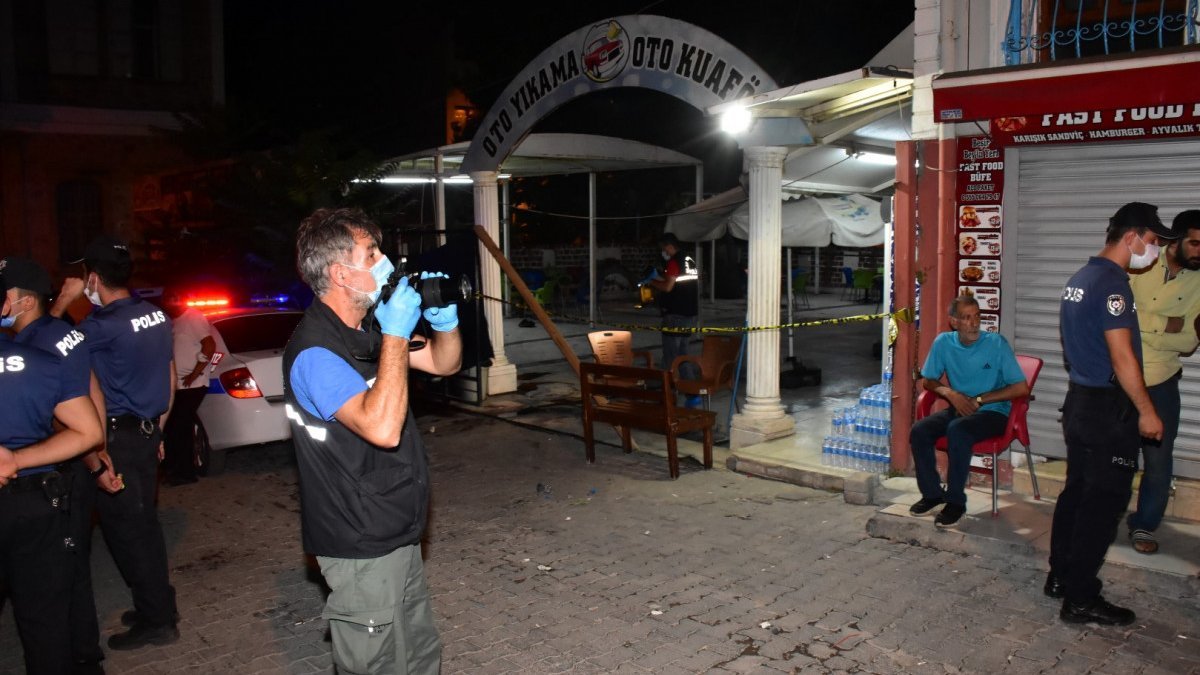 İzmir'de kavga çıktı: 1’i ağır 2 yaralı