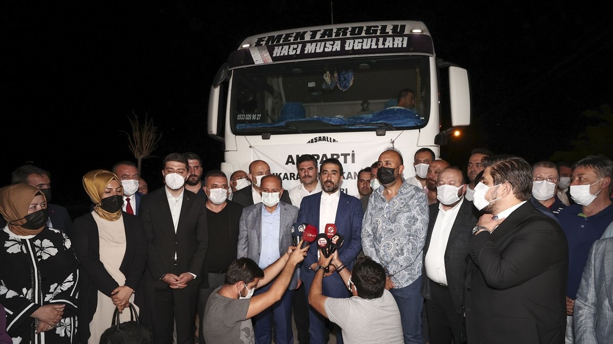 AK Parti Ankara İl Başkanlığı'ndan yangın bölgelerine 21 tır yardım