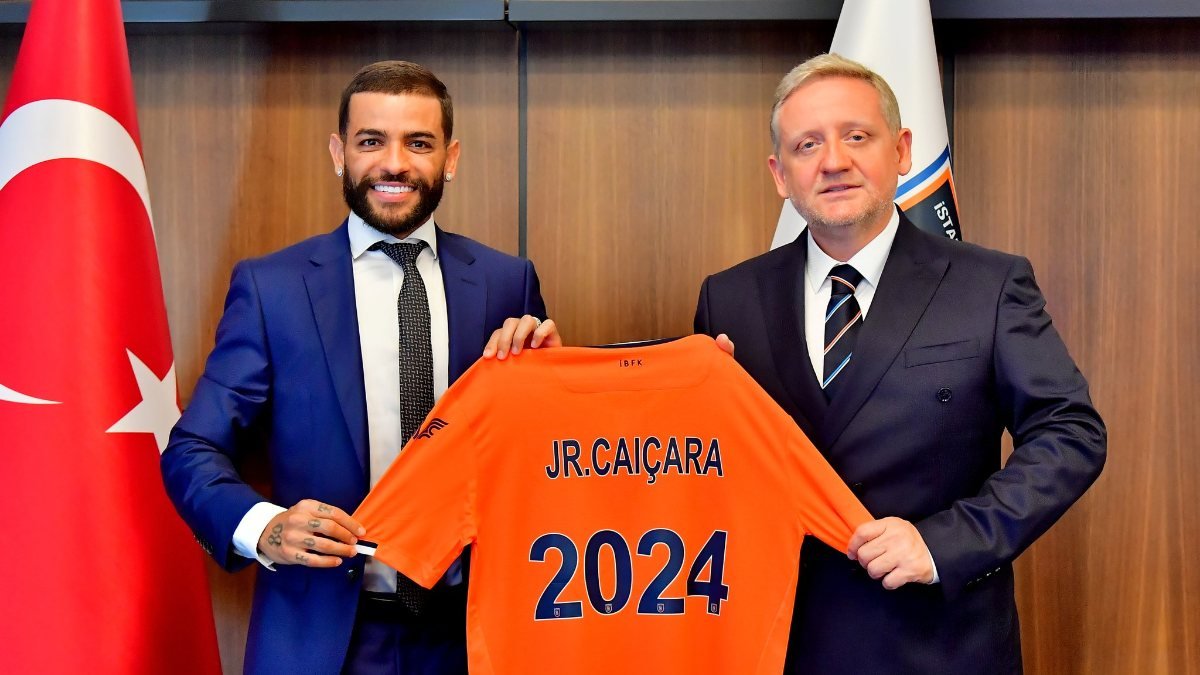 Başakşehir Junior Caiçara'nın sözleşmesini uzattı