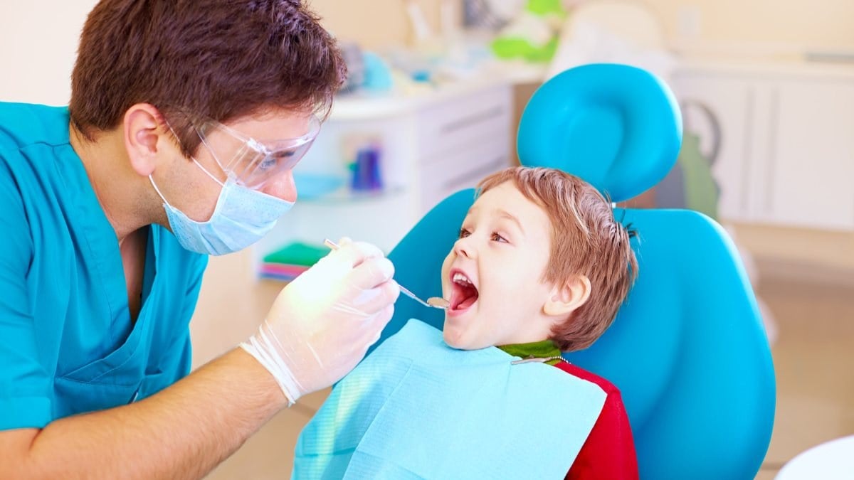 Çocuğunuzun diş kontrollerini ertelemeyin