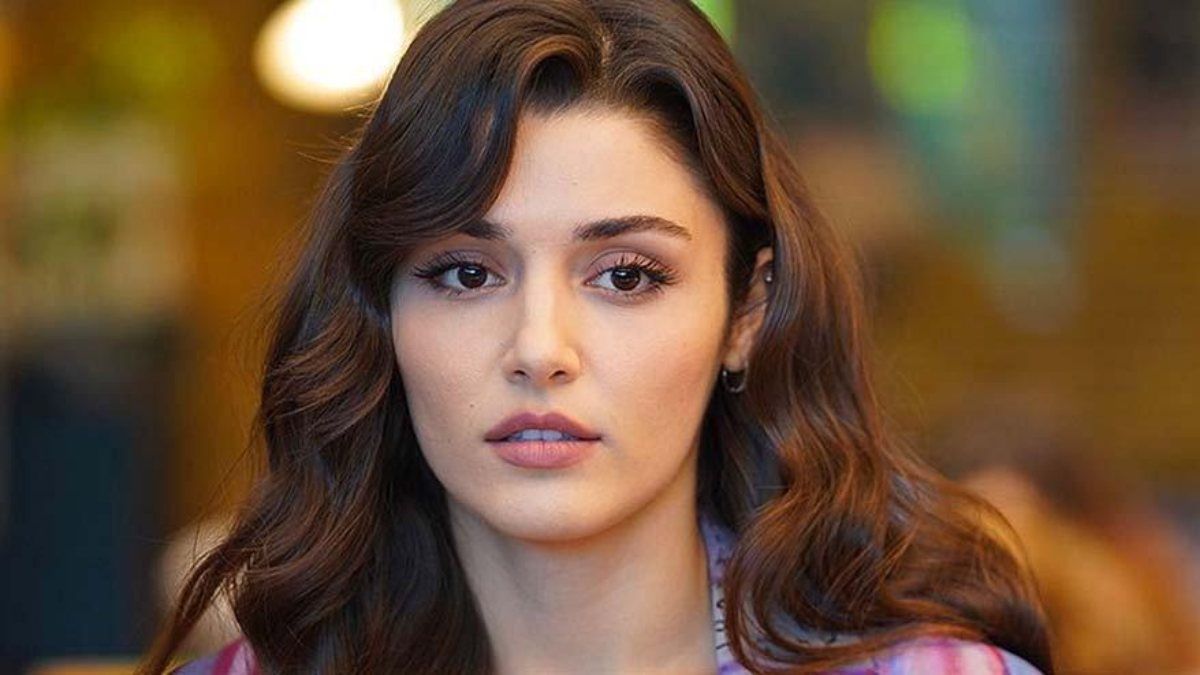 Hande Erçel'den flaş karar! Çıtayı yükseltti, Türkiye'den ayrılıyor!