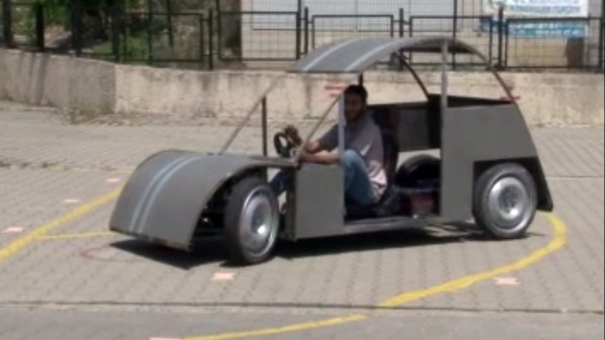 İstanbul'da liseli gençler araç tasarladı