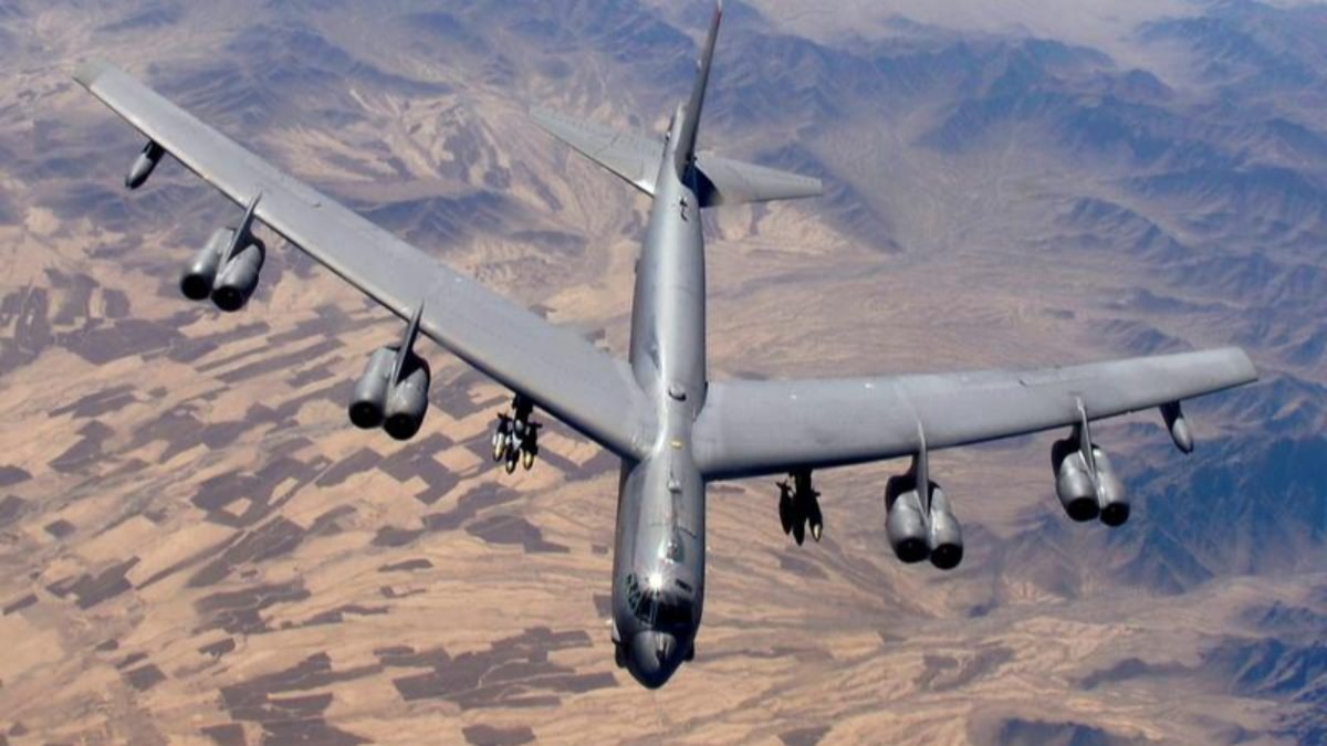 ABD uçakları, Taliban mevzilerini vurdu