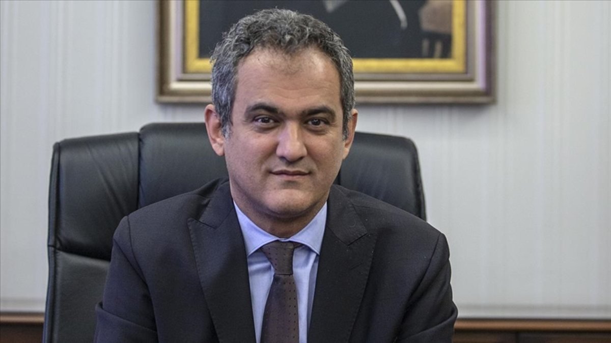Milli Eğitim Bakanı Mahmut Özer’den fidan bağışı çağrısı