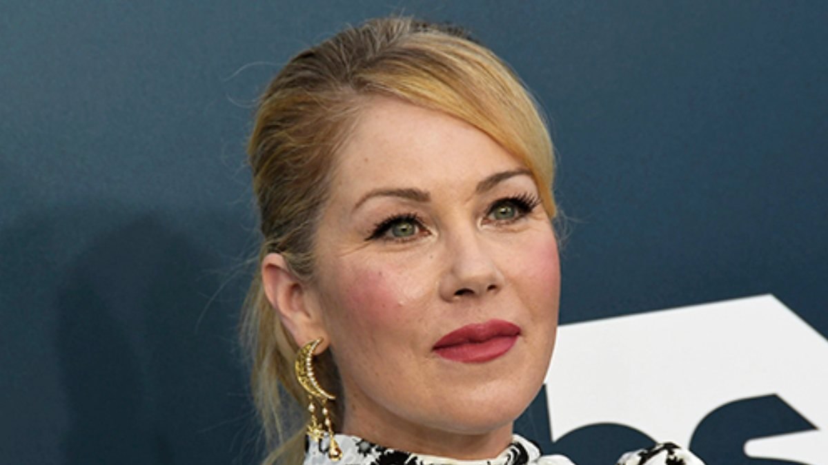 Christina Applegate MS hastalığına yakalandı