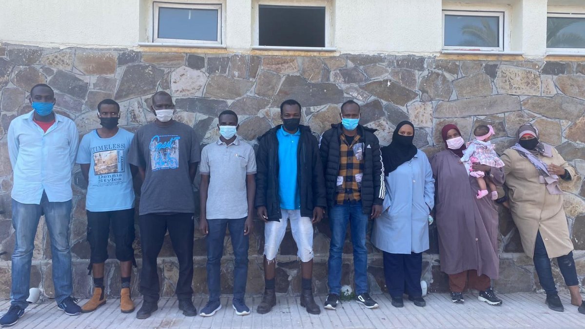 İzmir'de 51 kaçak göçmen yakalandı