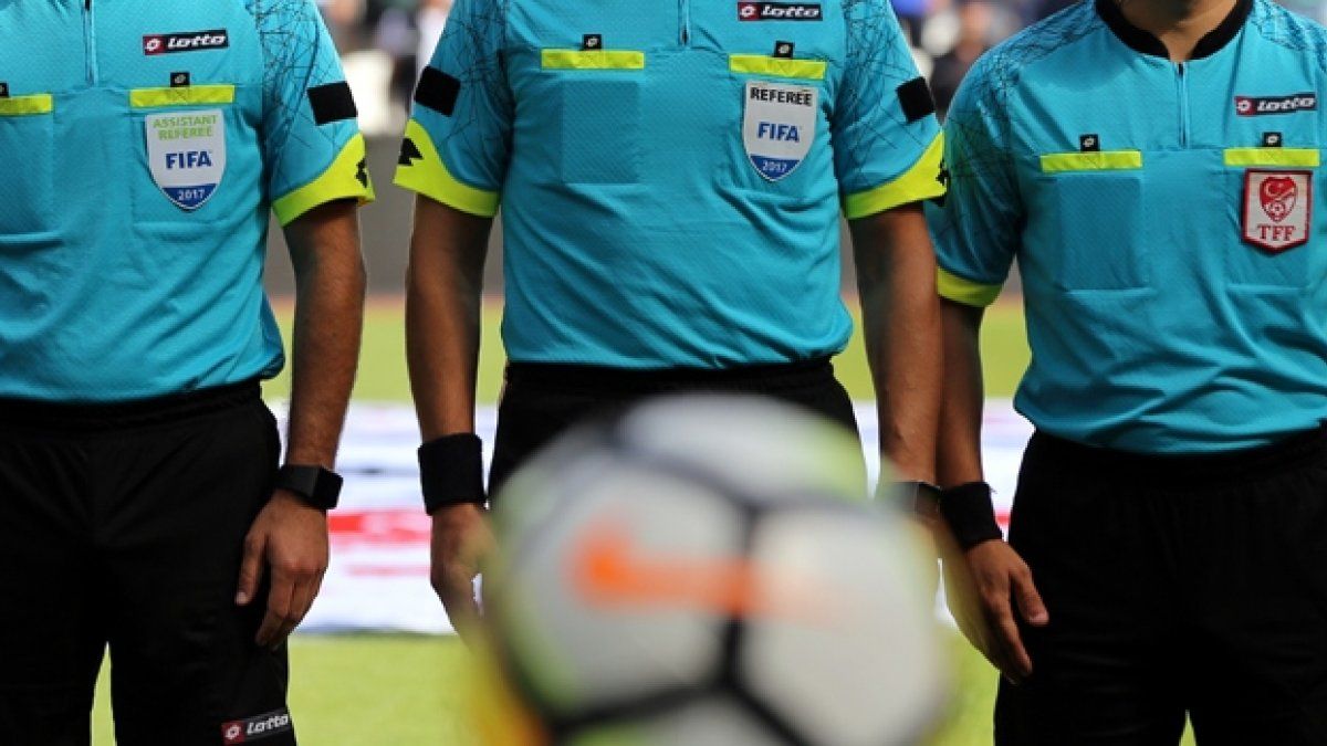 Süper Lig'de ilk perde açılıyor! İşte ilk haftanın hakemleri..