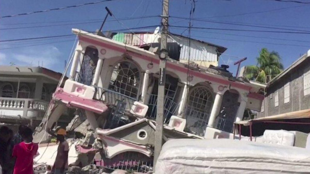 Haiti'deki depremde yaşamını yitirenlerin sayısı 700'ü geçti