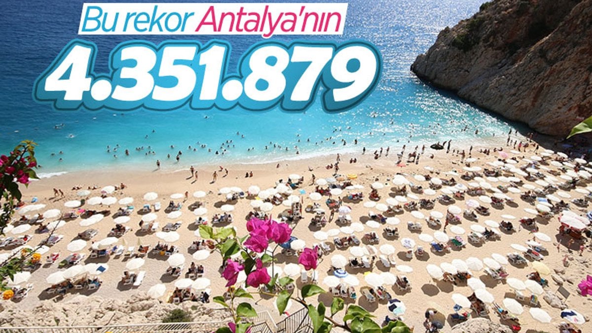 Antalya'ya bu yıl hava yoluyla gelen turist sayısı 4 milyonu aştı