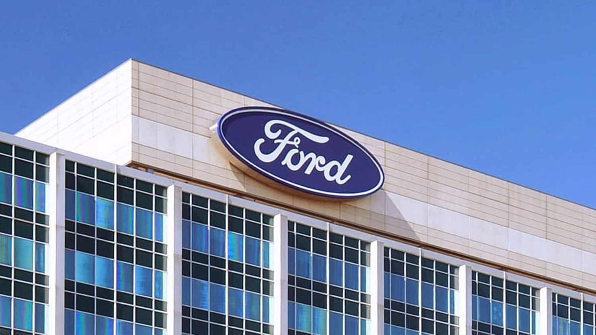 Ford, çip tedarik sorunları nedeniyle Almanya'da üretimi durduruyor