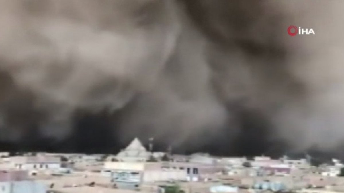 Cezayir'de kum fırtınası çıktı