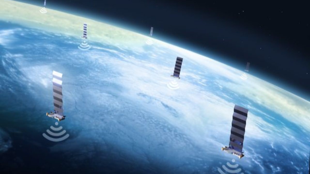 Starlink uyduları, çarpışma riskini artırıyor