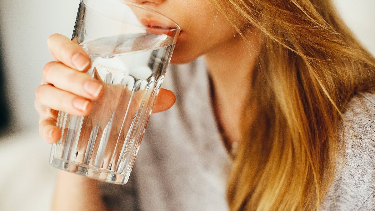 Su içmenin 20 faydası