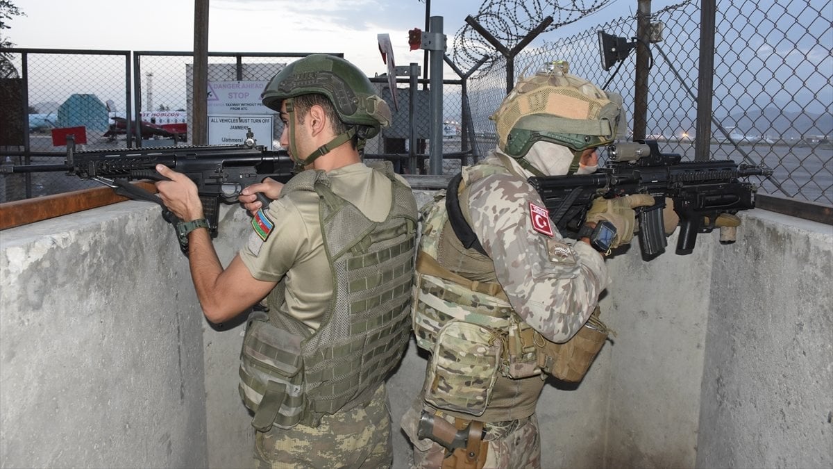 Türkiye ve Azerbaycan askerlerinin Kabil görevi