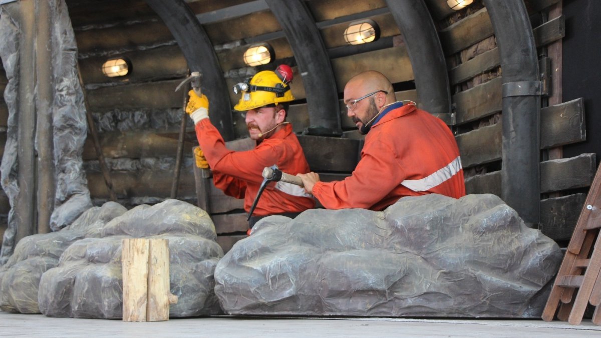 Madenlerdeki iş güvenliği tiyatro ile anlatılıyor