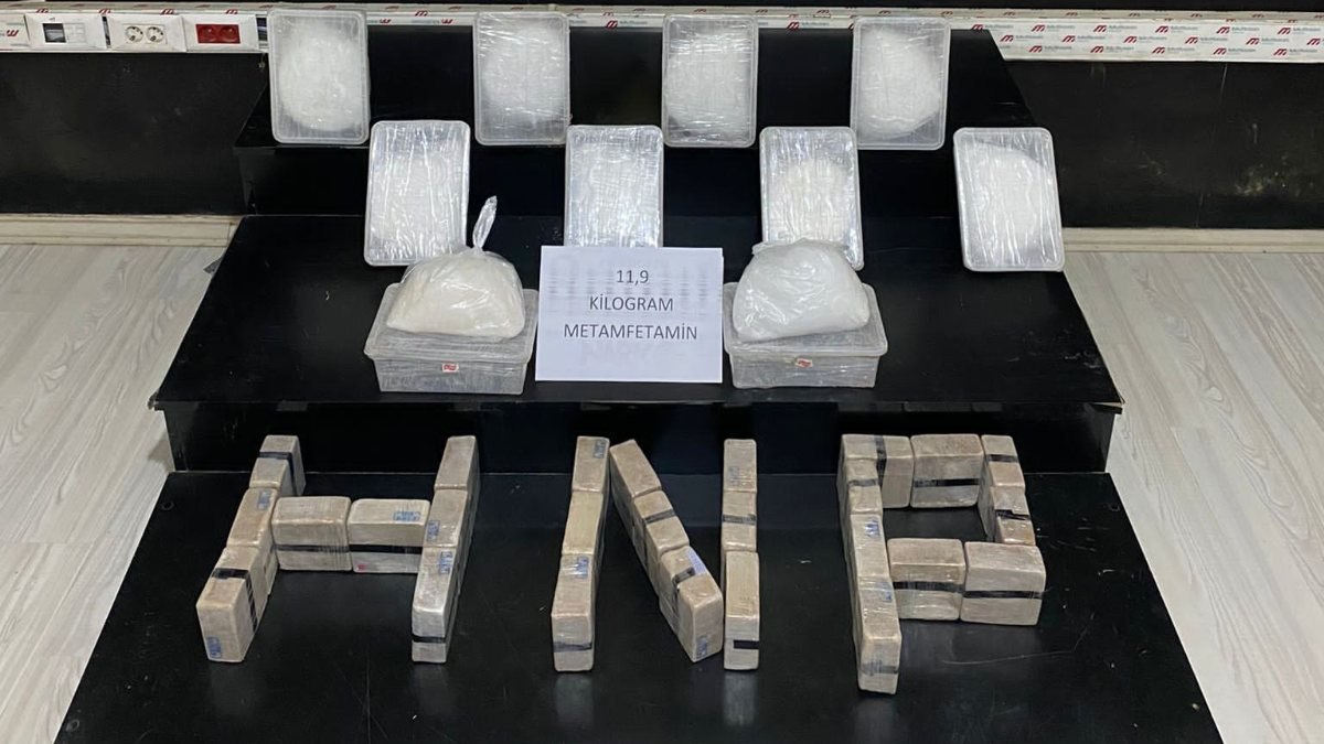 Hakkari’de 25 kilo 600 gram uyuşturucu yakalandı