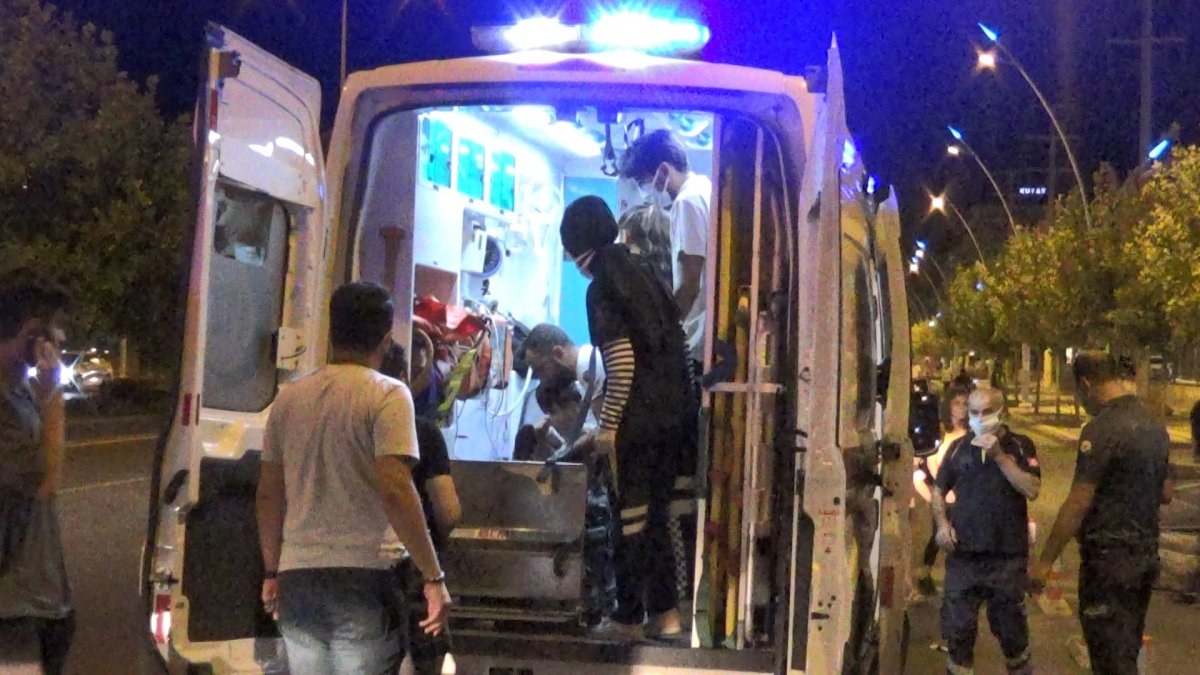 Diyarbakır'da husumetlileriyle karşılaşan iki kişi rastgele ateş açtı