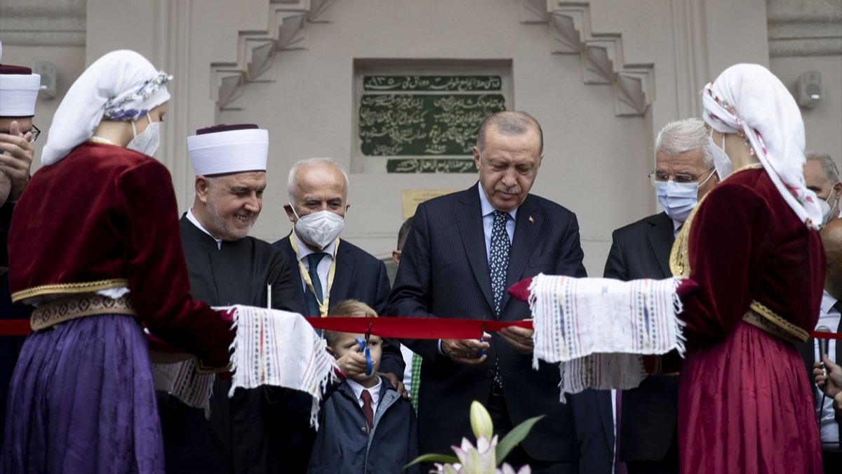 Cumhurbaşkanı Erdoğan Saraybosna’da Başçarşı Camii'nin açılışına katıldı