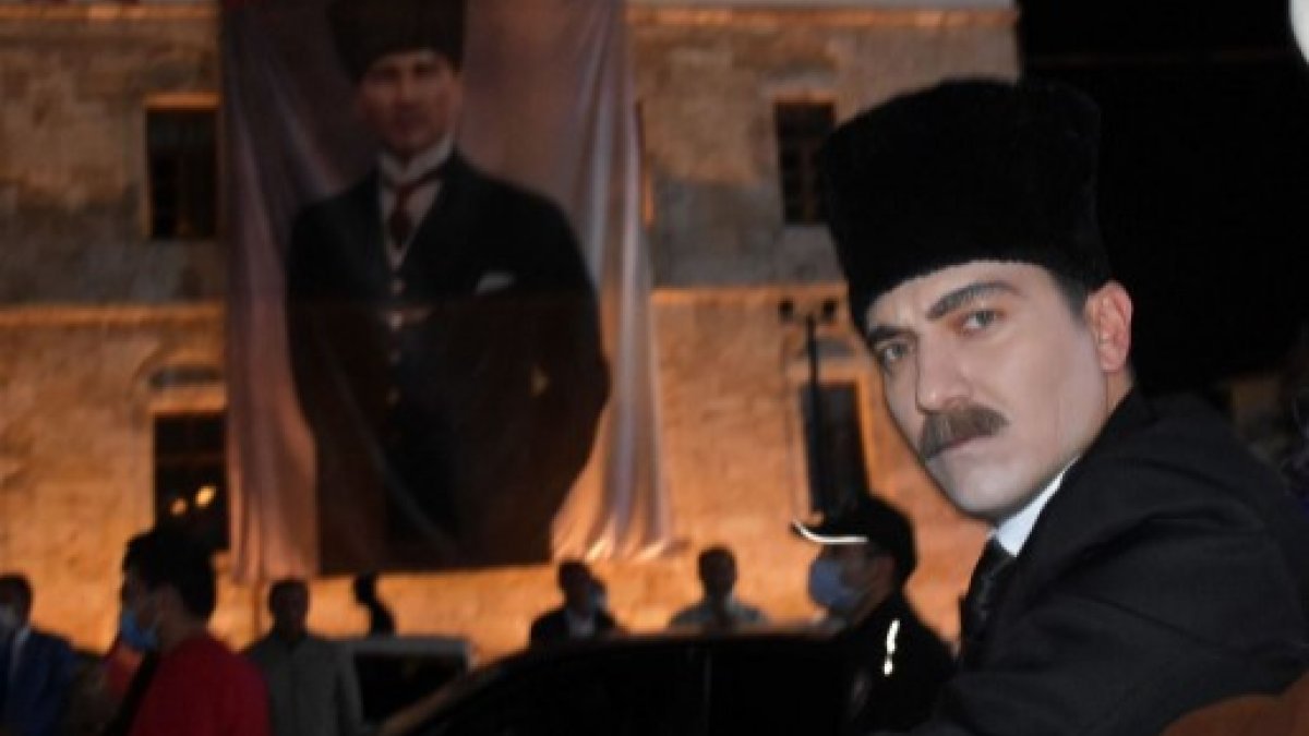 Atatürk'ün Sivas'a gelişi, temsili olarak canlandırıldı
