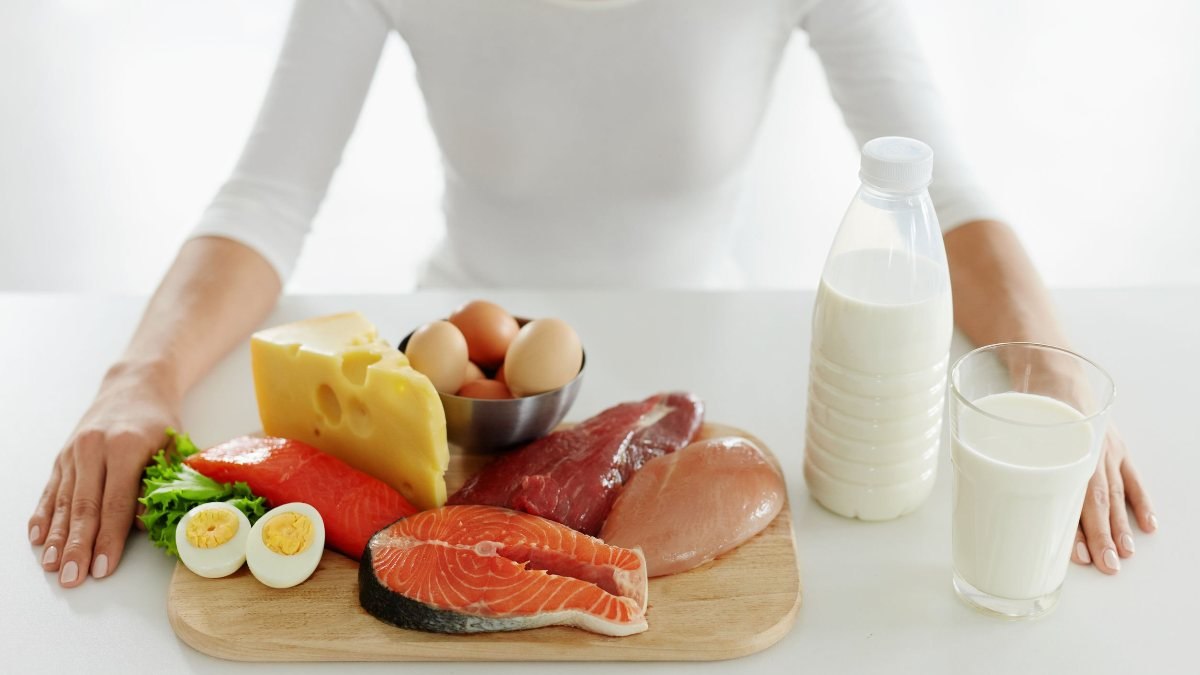 Mevsim geçişlerinde B12 vitamini içeren besinler önemli
