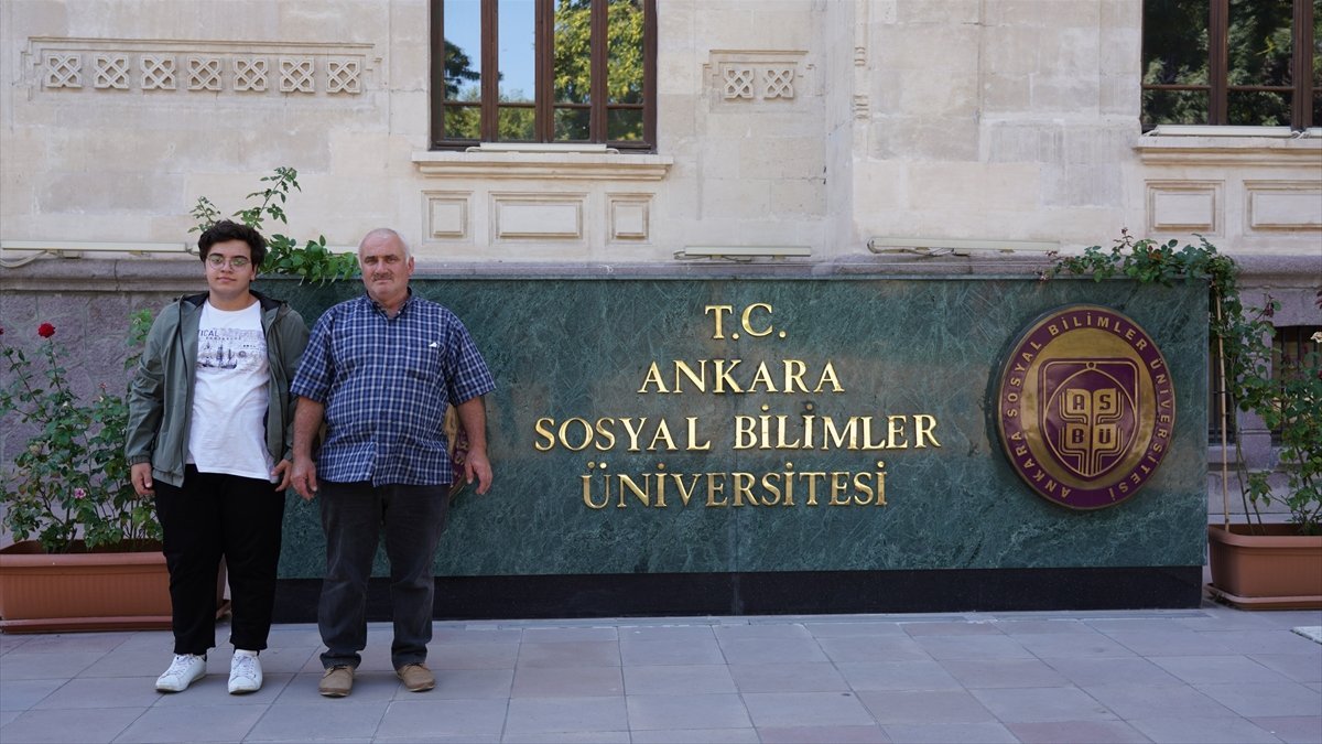 Sakarya'da emekli imam, üniversiteli oldu