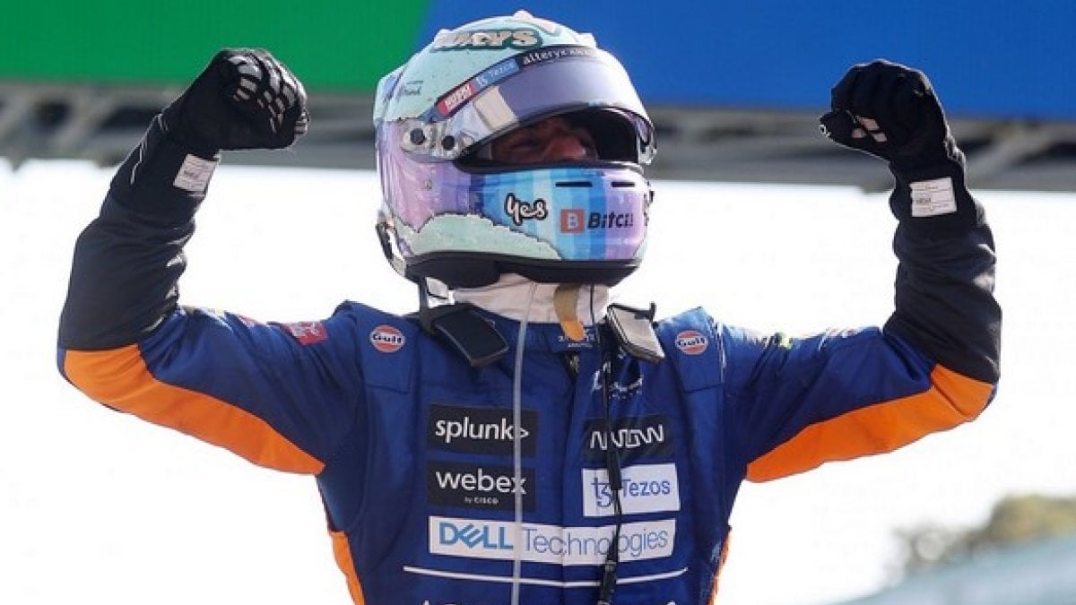 Formula 1 İtalya Grand Prix'sini Ricciardo kazandı