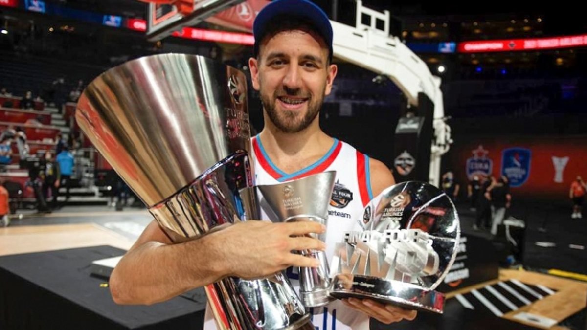 Vasilije Micic: CSKA Moskova'dan cazip bir teklif aldım