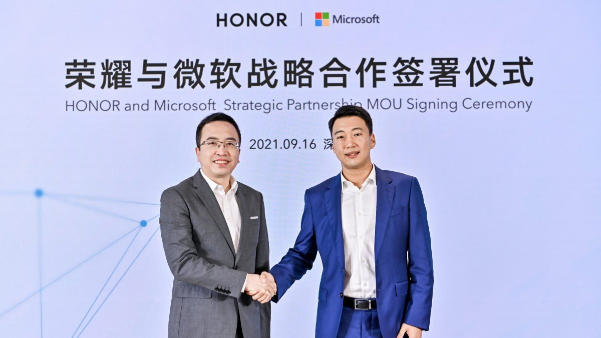 Honor ve Microsoft ortaklık anlaşması imzaladı