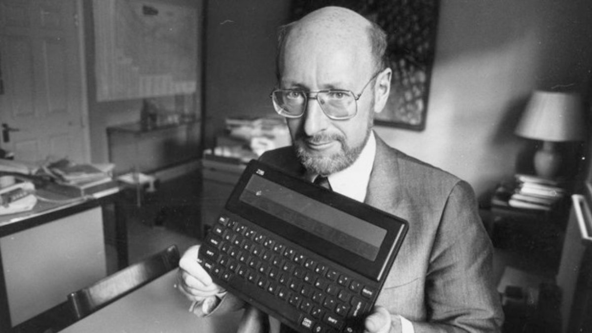 Bilgisayar dünyasının efsanesi Sir Clive Sinclair yaşamını yitirdi