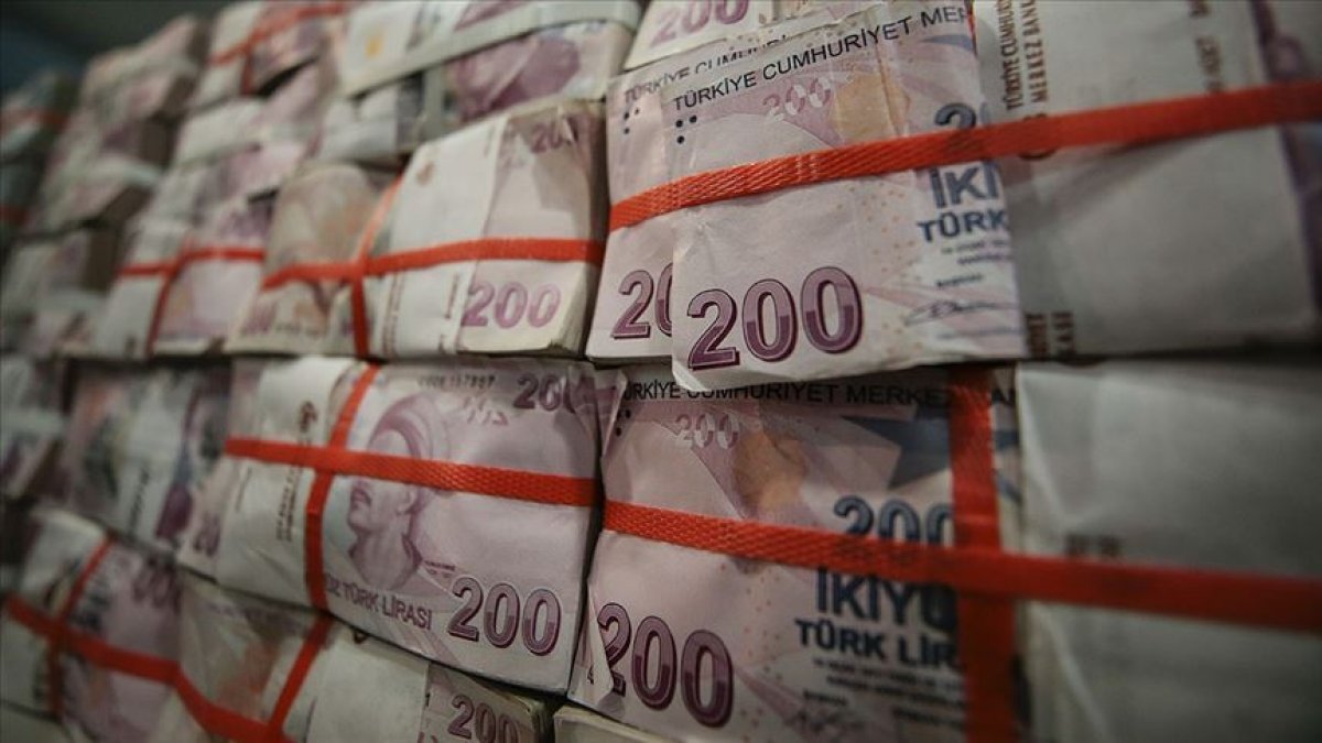 Hazine alacakları ağustos sonu itibarıyla 17.4 milyar lira oldu