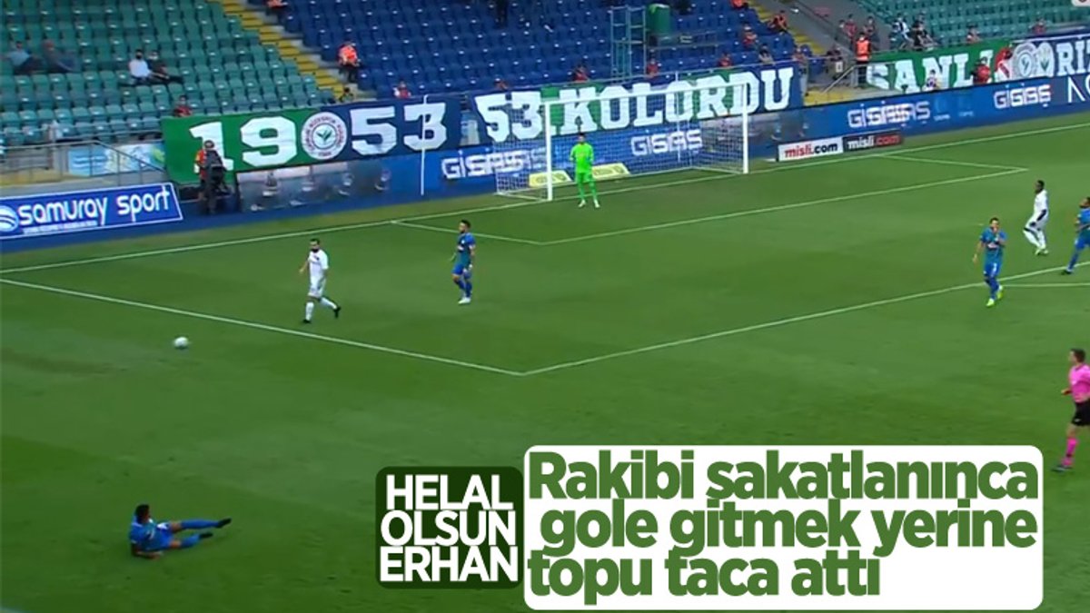 Rizespor-Altay maçında Erhan Çelenk'ten alkışlanacak hareket