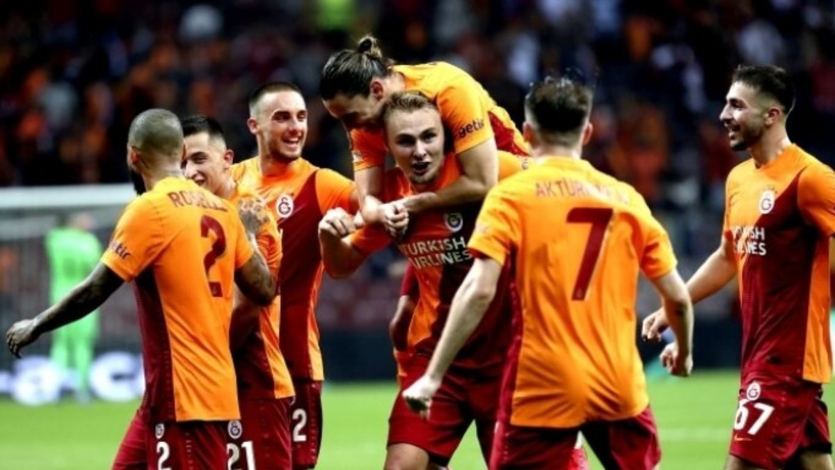 Kayserispor-Galatasaray maçının muhtemel 11'leri