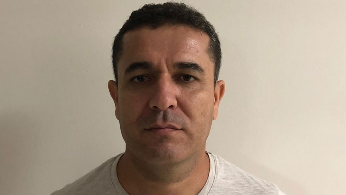 FETÖ’nün firari 'medya imamı' tutuklandı