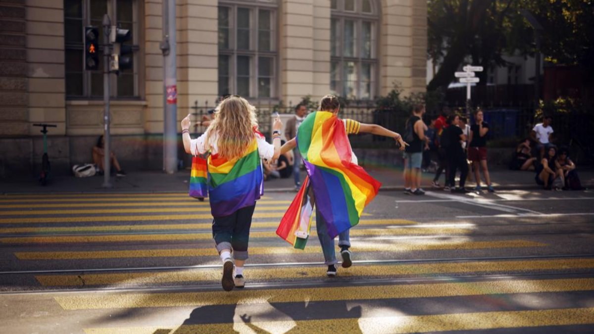 İsviçre'de eşcinsel evlilik için referandum yapılacak